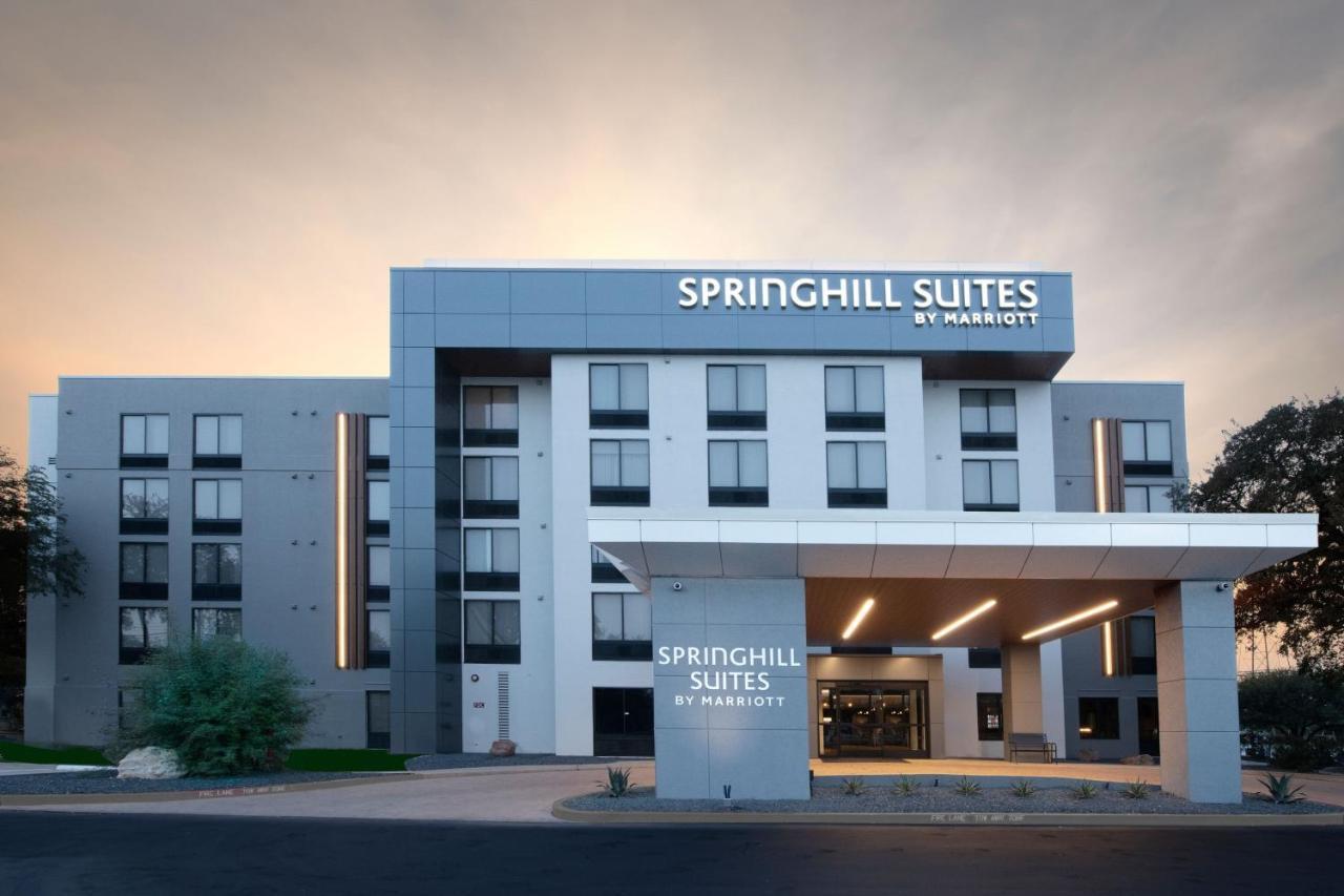 Springhill Suites By Marriott Austin The Domain Area Екстериор снимка