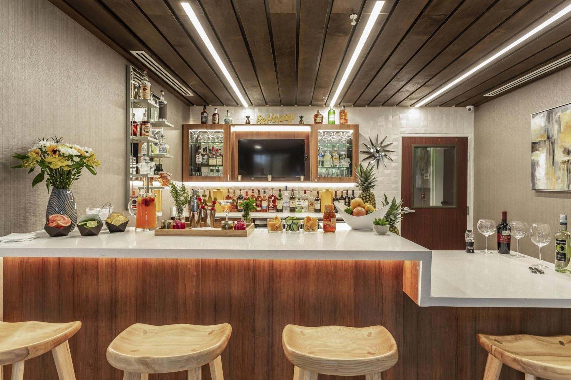 Springhill Suites By Marriott Austin The Domain Area Екстериор снимка