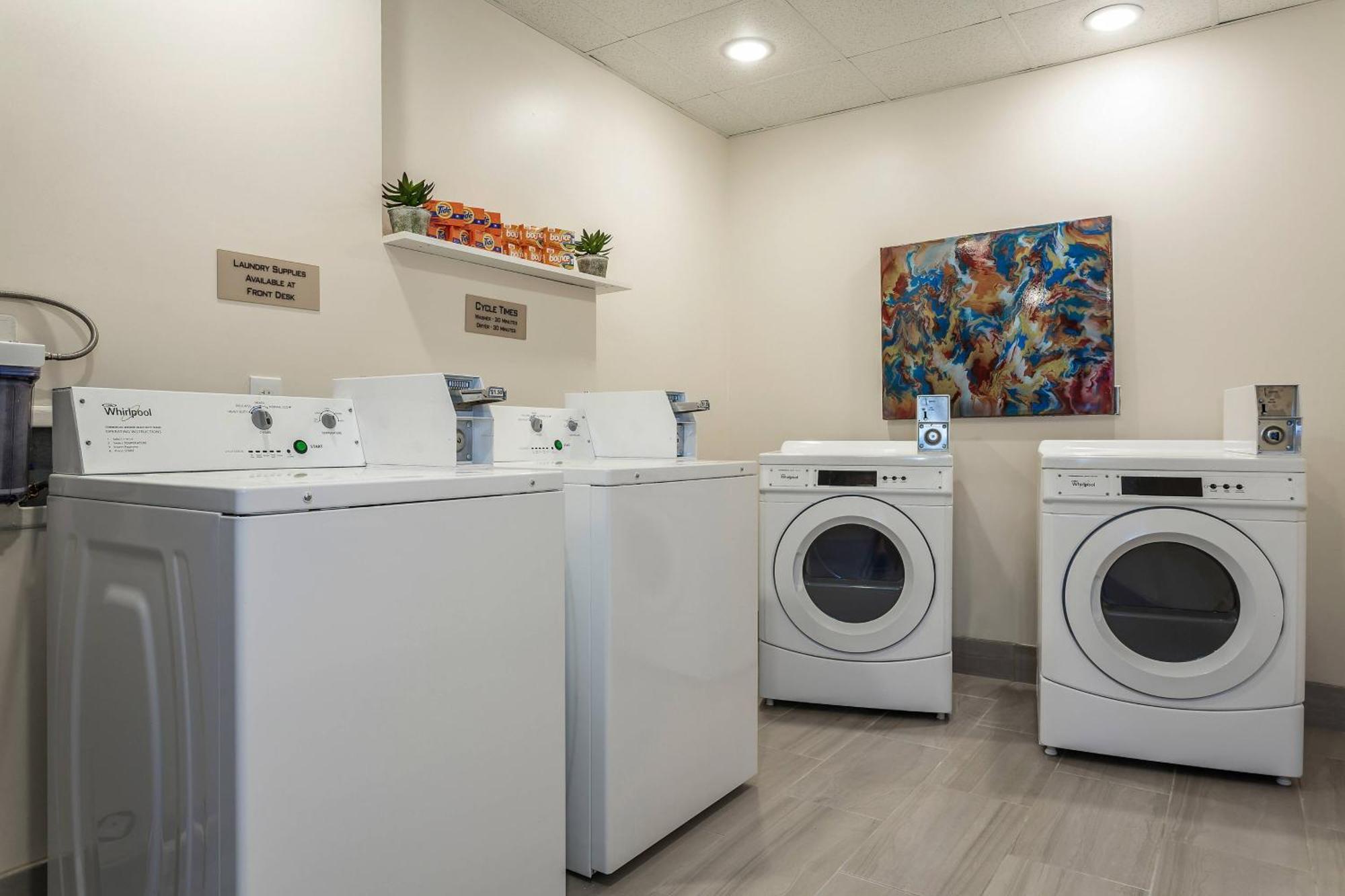 Springhill Suites By Marriott Austin The Domain Area Екстериор снимка