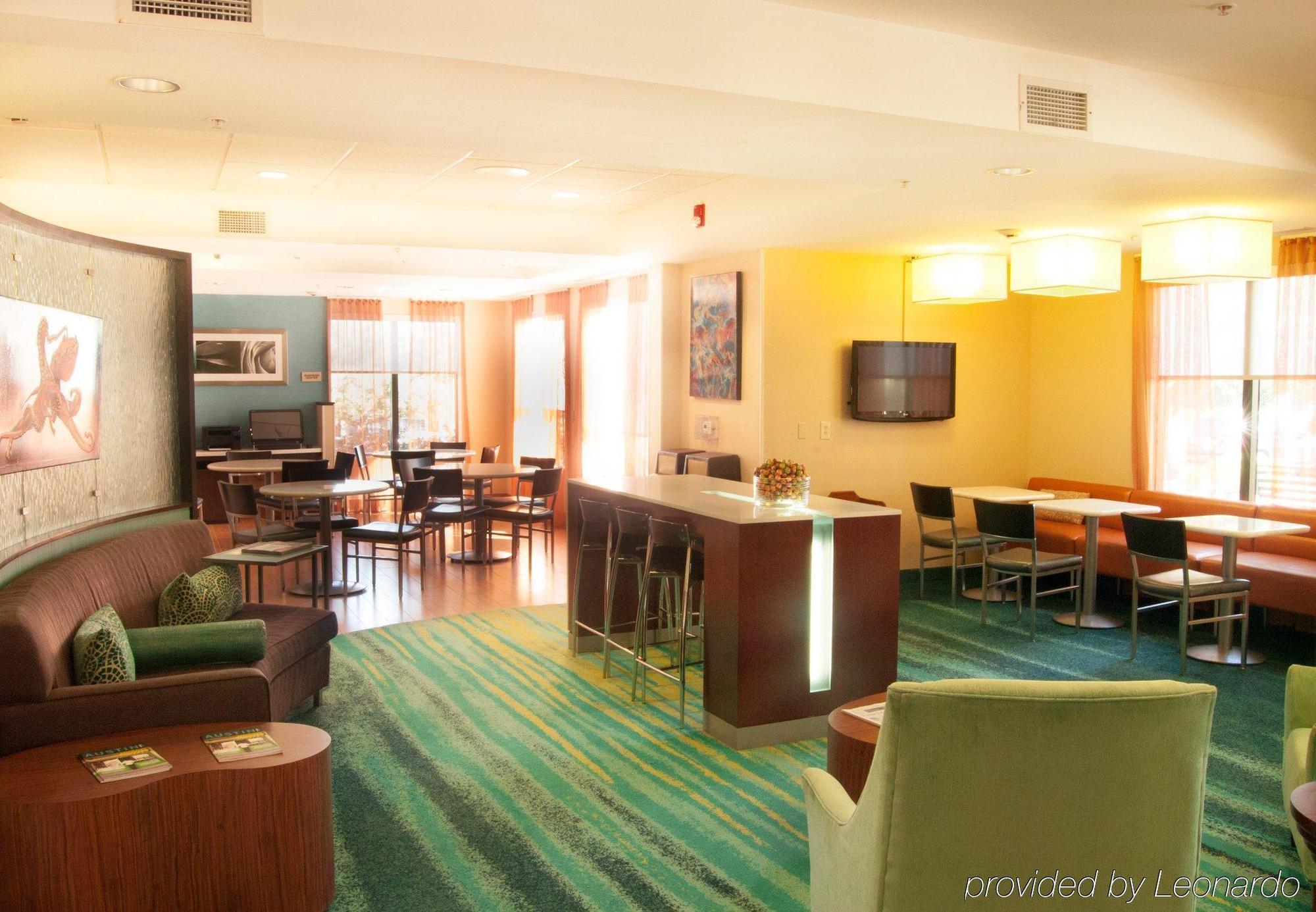 Springhill Suites By Marriott Austin The Domain Area Екстериор снимка